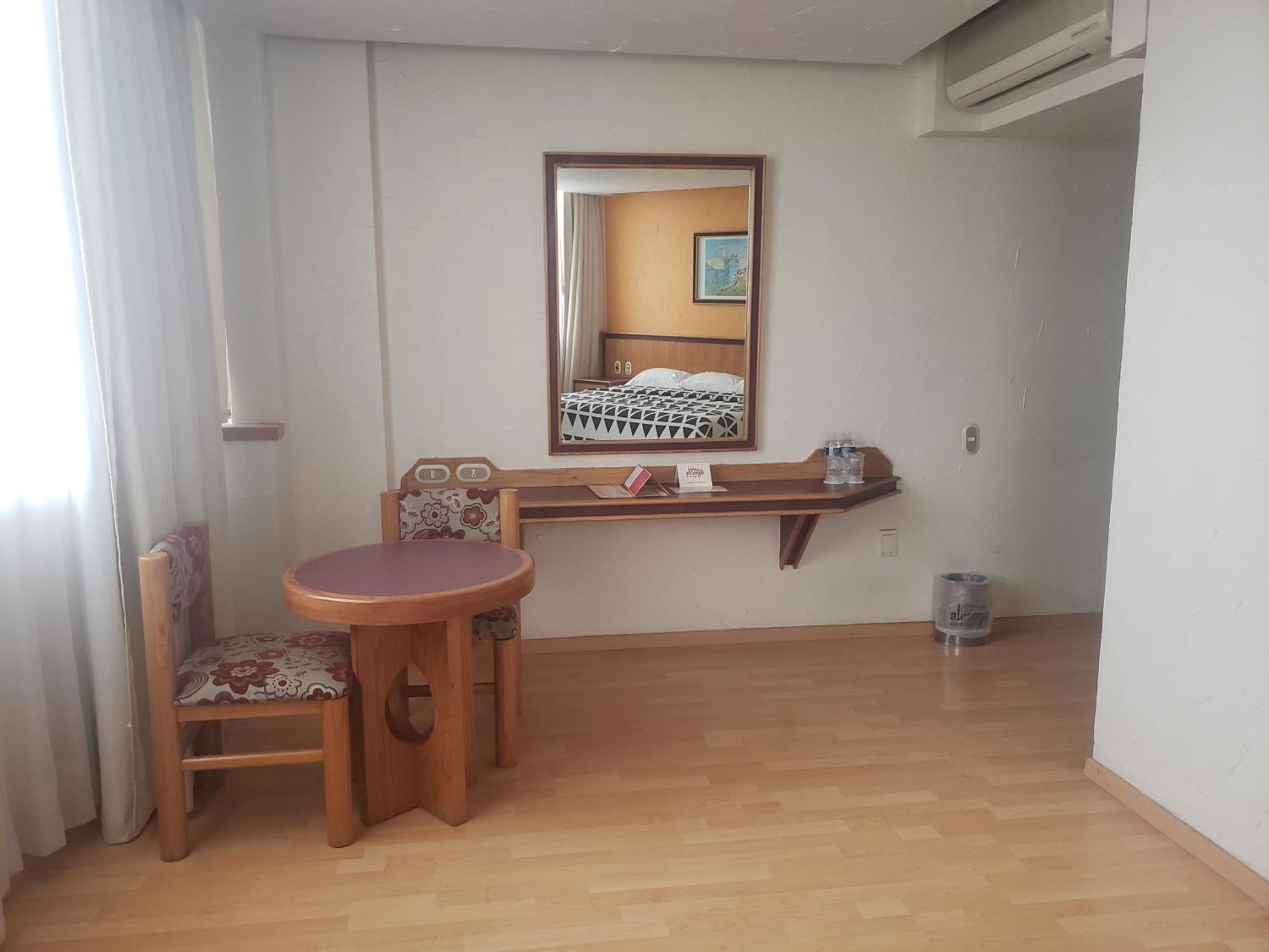 Hotel Alcampo Miranda ห้อง รูปภาพ
