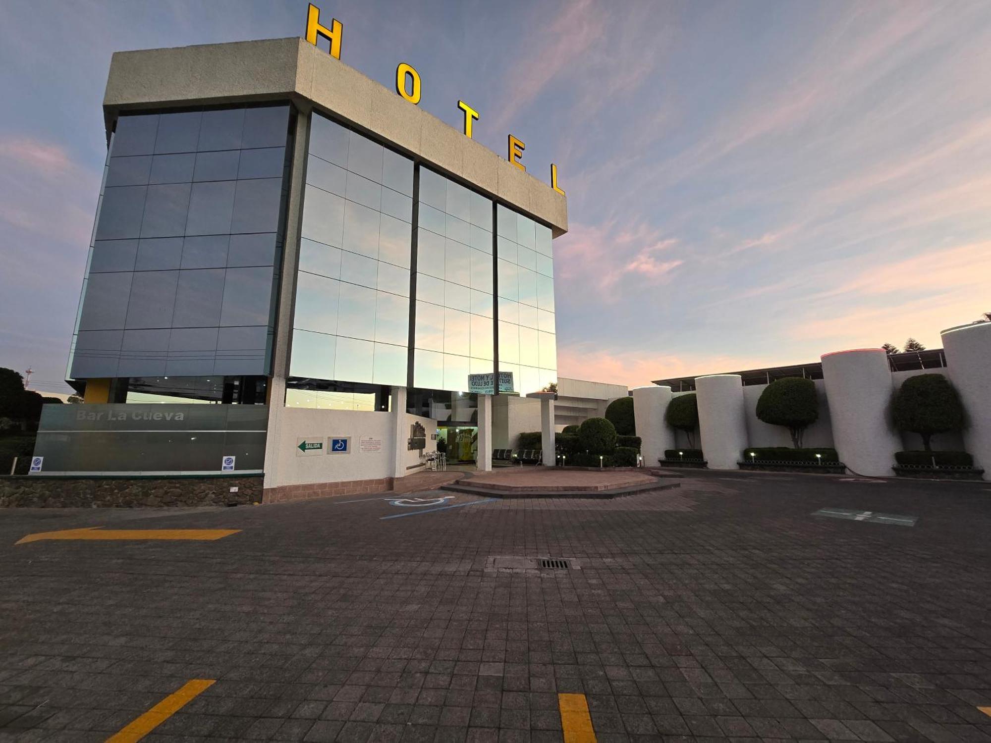 Hotel Alcampo Miranda ภายนอก รูปภาพ